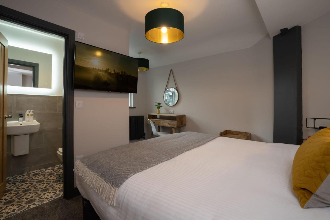 Spacious - Contemporary 2Br Apartment - Central Ambleside - Parking 外观 照片